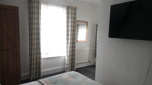 Rhiwbryfdir Villa | The Old Surgery