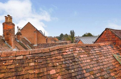 Salisbury House | The Old Surgery