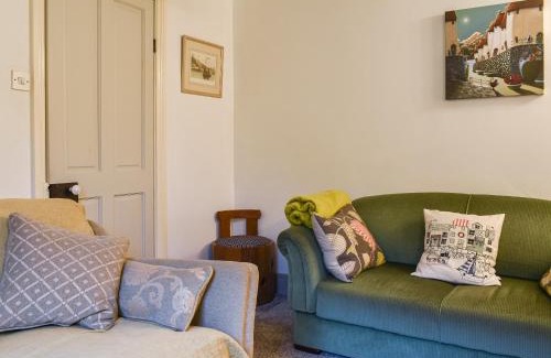 Par House | The Old Sweetshop
