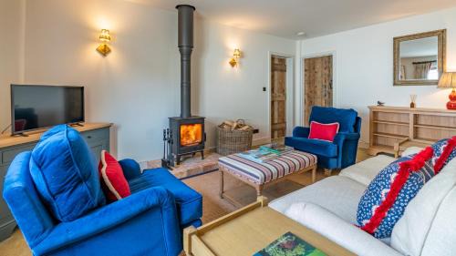 Cheltenham House | The Old Tractor Shed