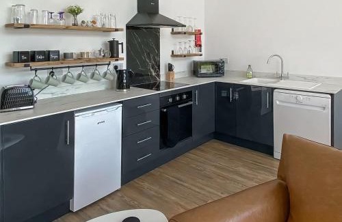 Thelbridge Apartment | The Old Tractor Shed - Uk49681