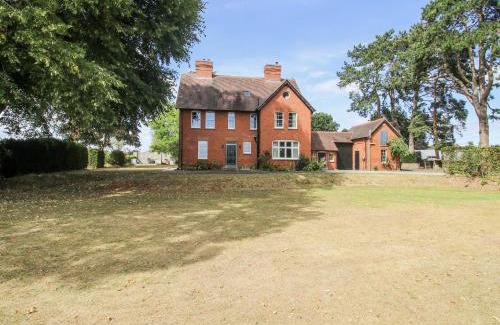 Leominster House | The Old Vicarage