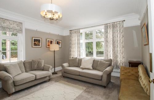 Leominster House | The Old Vicarage
