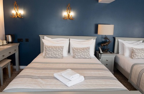 Hurley Hotel | The Olde Bell, BW Signature Collection