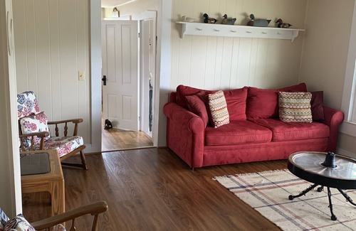 Goodview Other | The Olde Farmhouse Spacious Lakefront House with Amazing View