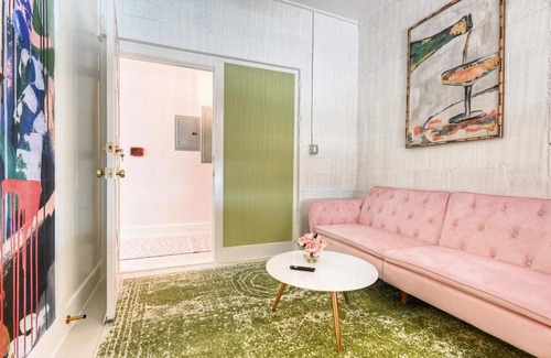 Galveston Hotel | The Oleander Hotel Room 6