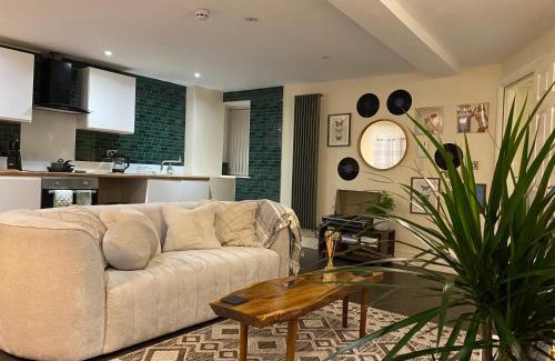 Brecon Apartment | The Olive Nest