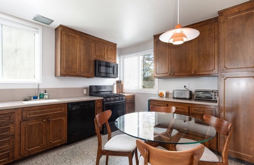 Westlake House | The Olympic: Mid-century On The Golf Course 3 Bedroom Home by Redawning