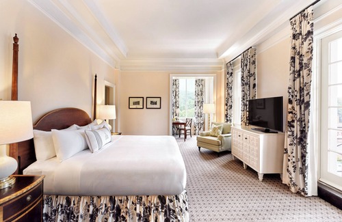 Hot Springs Resort | The Omni Homestead Resort & Spa