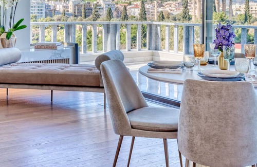 Mets Apartment | The One Acropolis | King Suite with balcony