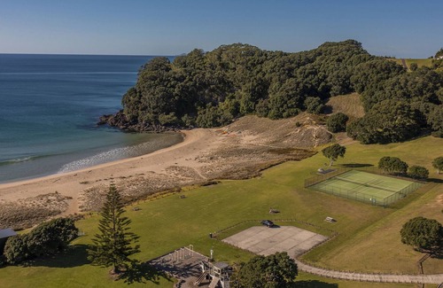 Onemana House | THE ONEMANA COTTAGE - ONEMANA HOLIDAY HOME, with a garden in Onemana