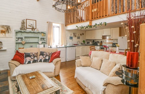 Okehampton Cottage | THE ORCHARD, pet friendly, character holiday cottage in Okehampton