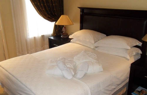 Greater Johannesburg Metropolitan Area House | The Orchards Executive Accomodation