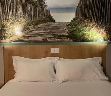 Villeneuve-les-Beziers Hotel | The Originals City, Hôtel Le Pavillon, Béziers Est