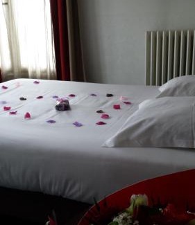 Quartier Vieux Marche-Cathedrale Hotel | The Originals City, Hôtel Notre Dame, Rouen