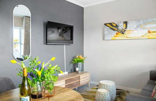 Bloubergstrand Apartment | The Orion 18 by Host Agents