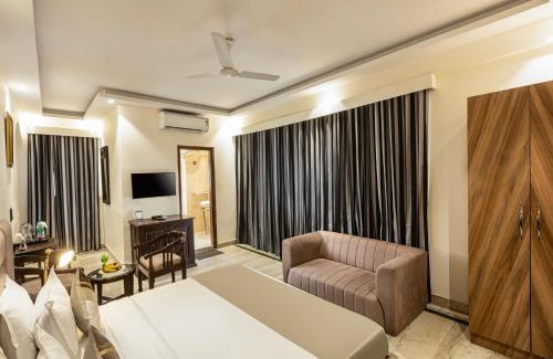 East of Kailash Hotel | The Orion Express - Kailash Colony