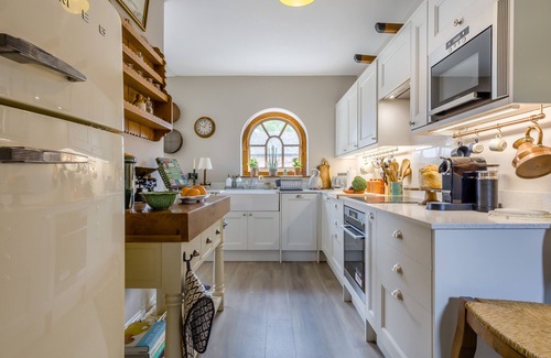 Tunstead House | The Ostlery - Two Bedroom House, Sleeps 4