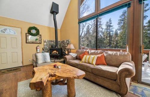 Upper Moonridge House | The Outdoors Inn - Breathtaking mountain views of Bear Mountain, Perfect for a barbecue on the deck!