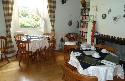 Kewstoke Bed & Breakfast | The Owls Crest House B&B