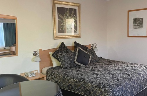Dubbo Hotel | The Oxley Motel