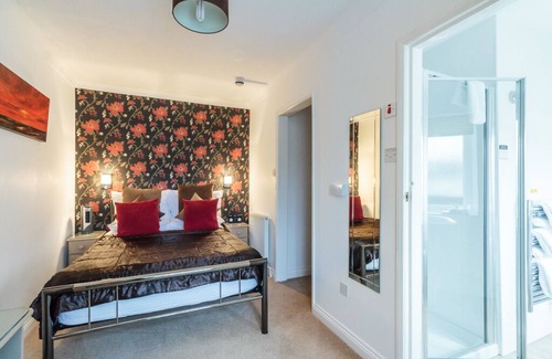 Paignton Bed & Breakfast | The P&M Paignton RESIDENCE