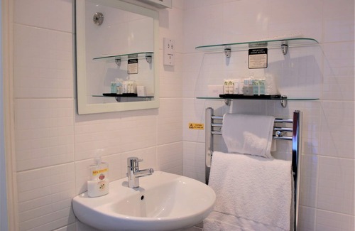 Paignton Bed & Breakfast | The P&M Paignton RESIDENCE
