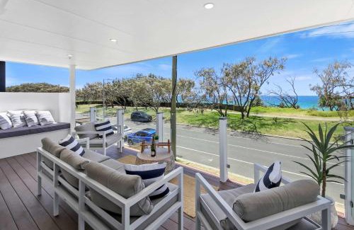 Buddina House | The Pacific - Absolute Beachfront in Buddina