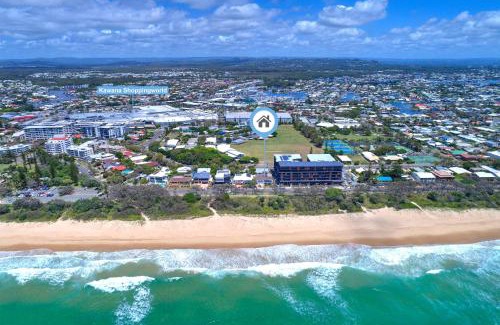 Buddina House | The Pacific - Absolute Beachfront in Buddina