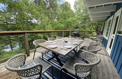 Bracebridge Cottage | The Paddle House - four season waterfront property in the heart of Muskoka
