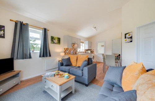 Frettenham House | The Paddocks