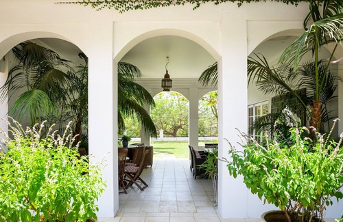 Ewingsdale House | The Palace on Magnolia Byron Bay