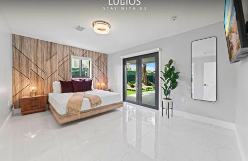 Seybold House | The Palace Pickleball gameRoom Heated SPA L26