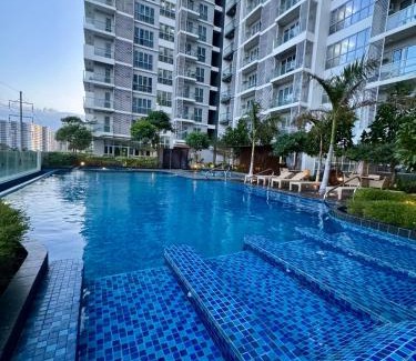 Iloilo Apartment | The Palladium - 1Bedroom Pool-View