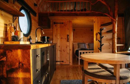 Mabe Cabin | The Palm at OLJU Lodges