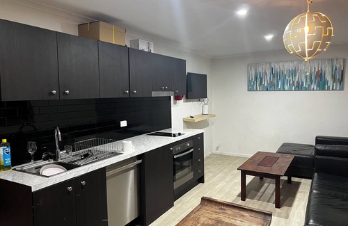 Hamilton Apartment | The Palm Hamilton Backpackers