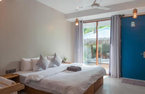 Rasdhoo Bed & Breakfast | The Palm Ray Rasdhoo