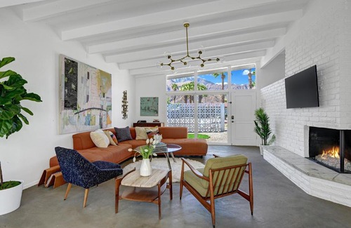El Mirador House | The Palm Springs Hill House