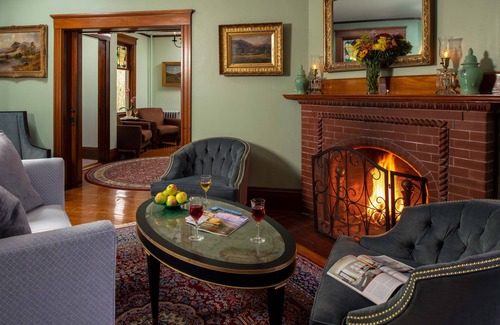 Falmouth Bed & Breakfast | The Palmer House Inn