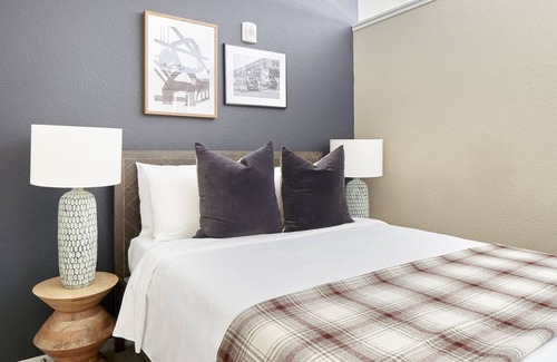 Warehouse District Apartment | The Palmer