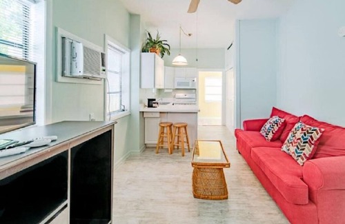 Downtown Boca Grande Historic District House | The Palmetto Inn - Redfish - 1 Bedroom Queen Suite