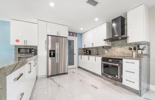 Cutler Bay House | The Palms/Big Pool/Foosball/Pool Table