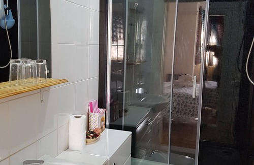 Torquay City Centre Bed & Breakfast | The Palms Hotel