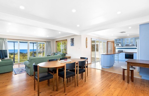 Mystery Bay House | The Palms Mystery Bay