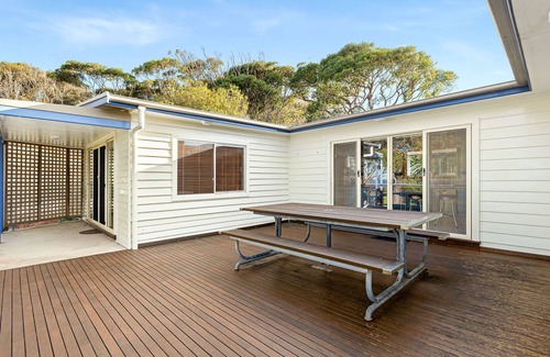 Mystery Bay House | The Palms Mystery Bay