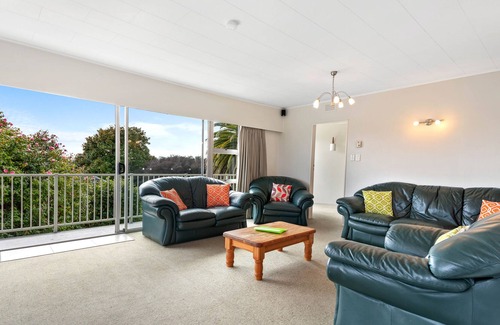 Taupo House | The Palms Taupo - Stunning views and Location with Pool
