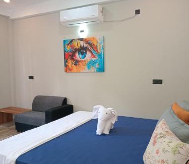 Minuwangoda Hotel | The Palms view airport villa