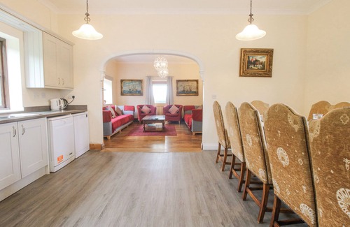 Craven Arms Cottage | THE PARK, family friendly, luxury holiday cottage in Ludlow