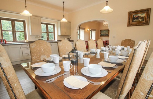 Craven Arms Cottage | THE PARK, family friendly, luxury holiday cottage in Ludlow