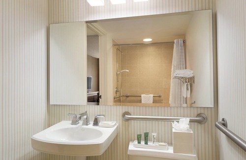 East Rutherford Hotel | The Park Hotel at Meadowlands